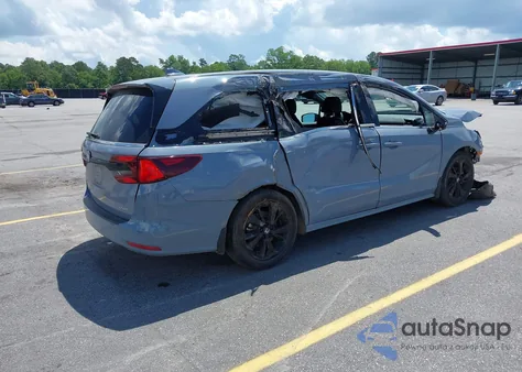 2023 Honda Odyssey Sport z USA, uszkodzony, nr VIN 5FNRL6H73PB048848